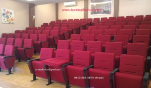 Kursi Auditorium di Universitas Garut (UNIGA)