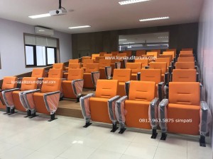 Kursi2-Auditorium-FISIP-UNAIR