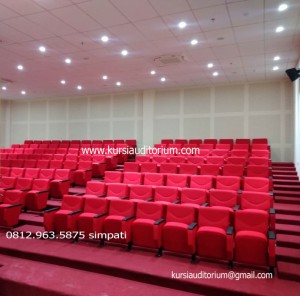 Kursi4-Auditorium-UNM