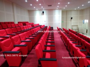 Kursi5-Auditorium-UNM