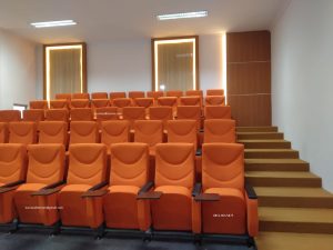Kursi Auditoirum di FISIP Universitas Riau (UNRI) Riau – Pekanbaru